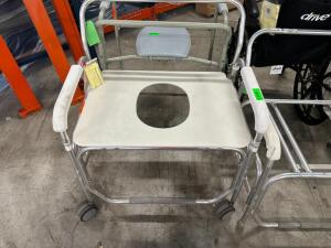 COMMODE SHOWER CHAIR