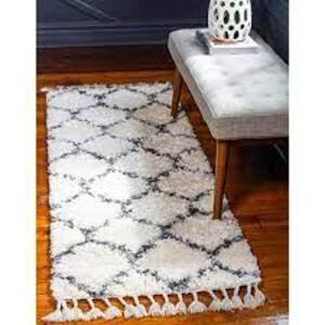 UNIQUE LOOM Hygge Shag Trellis Ivory 2 ft. 2 in. x 6 ft. Runner Rug