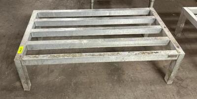 DESCRIPTION: 42" DUNNAGE RACK SIZE: 42"X24"X12" QTY: 1