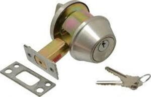 DESCRIPTION: (1) SINGLE CYLINDER DEADBOLT BRAND/MODEL: MSC #79612693 SIZE: 2-3/4" RETAIL$: $62.52 EA QTY: 1