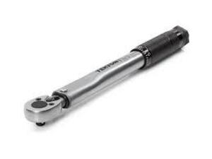 DESCRIPTION: (1) MICROMETER TORQUE WRENCH BRAND/MODEL: TEKTON #24320 SIZE: 1/4" RETAIL$: $52.85 EA QTY: 1