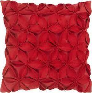 DESCRIPTION: (4) THROW PILLOWS BRAND/MODEL: RIZZY #T07925 INFORMATION: RED SIZE: 18X18 RETAIL$: $44.44 EA QTY: 4