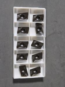 DESCRIPTION: (10) XOMX CARBIDE MILLING INSERTS BRAND/MODEL: SECO XOMX180608TR-ME13 RETAIL$: $590.00 QTY: 10