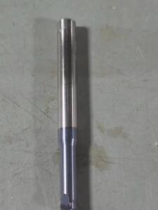 DESCRIPTION: (2) CARBIDE CORNER RADIUS END MILLS BRAND/MODEL: LMT TOOLS HSC10390 SIZE: 1/4" DIA 3/4" LOC RETAIL$: $501.45 QTY: 2