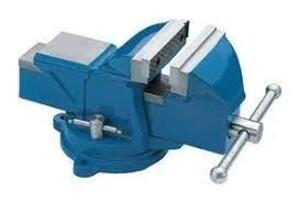 DESCRIPTION: BENCH VISE, 6", ENGINEERING STYLE, MACHINED JAWS, 6" JAW OPENING, 360� SWIVEL BASE BRAND/MODEL: DURATOOL RETAIL$: $46.79 LOCATION: WAREHO