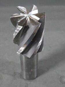 DESCRIPTION: (1) COBALT SQ END MILL BRAND/MODEL: TITAN USA T81277 SIZE: 1-1/2" DIA 2" LOC RETAIL$: $228.55 QTY: 1