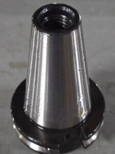 DESCRIPTION: (1) CAT40 END MILL HOLDER BRAND/MODEL: COLLIS 68203 SIZE: 1.375" PROJ RETAIL$: $176.13 QTY: 1