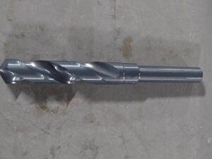 DESCRIPTION: (1) HSS REDUCED SHANK DRILL BIT BRAND/MODEL: CHICAGO-LATROBE 55442 SIZE: 21./32" DIA 1/2" SD RETAIL$: $43.98 QTY: 1