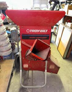 TROY BILT CHIPPER/SHREDDER