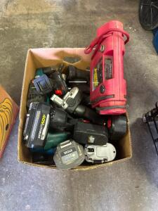 ASSORTED POWER TOOLS BATTERIES