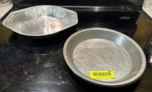 ASSORTED BAKING TRAYS