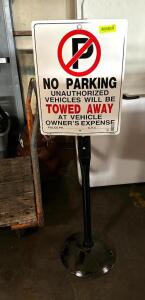 NO PARKING SIGN