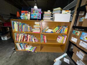 BOOKCASE WITH ASSORTED KIDS BOOKS