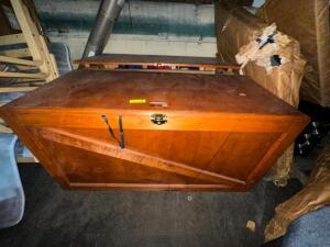 WOODEN CHEST WITH CONTENTS