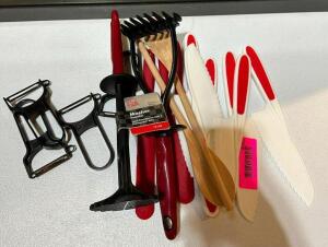 ASSORTED KITCHEN UTENSILS AS SHOWN