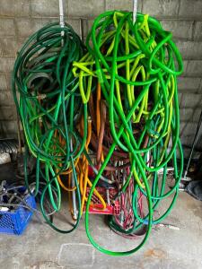 DESCRIPTION (1) LOT OF ASSORTED GARDEN HOSE THIS LOT IS: ONE MONEY QTY 1