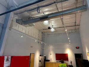 LARGE TRACK LIGHTING SYSTEM