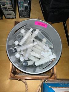 BUCKET OF PLAY SYRINGES