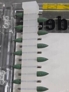 DESCRIPTION: (4) BOXES OF (12) GREEN MIDGET CLASSIC RUBBER POLISHER BRAND/MODEL: DEDECO 4580 SIZE: FG "MINI" RETAIL$: $119.80 QTY: 4