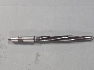 DESCRIPTION: (1) HSS BRIDGE REAMER BRAND/MODEL: ALVORD-POLK 60903 SIZE: 9/16" DIA 5-1/8" LOC RETAIL$: $176.46 QTY: 1