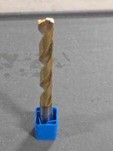 DESCRIPTION: (1) CARBIDE THRU COOLANT DRILL BIT BRAND/MODEL: SECO SD207A-9.75-62-10R1 SIZE: 9.75mm DIA RETAIL$: $321.25 QTY: 1