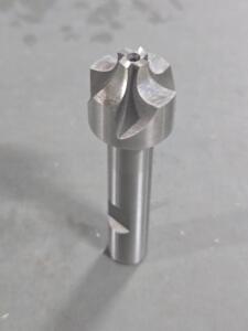 DESCRIPTION: (1) HSS CORNER ROUNDING END MILL BRAND/MODEL: VC 01826676 SIZE: 13/64" RAD 7/8" DIA 1/2" SD RETAIL$: $86.91 QTY: 1