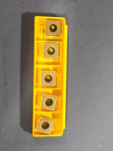 DESCRIPTION: (5) CARBIDE DRILL INSERTS BRAND/MODEL: KENNAMETAL DFPR180610PK0 RETAIL$: $145.40 QTY: 5