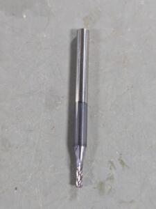 DESCRIPTION: (8) CARBIDE SQ END MILLS BRAND/MODEL: ACCUPRO 67094425 SIZE: 1/16" DIA 3/16" LOC RETAIL$: $142.72 QTY: 8