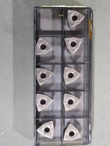 DESCRIPTION: (19) CARBIDE TURNING INSERTS BRAND/MODEL: SANDVIK COROMANT WNMG 332-WF 5015 RETAIL$: $354.00 QTY: 19