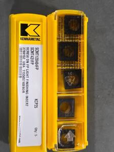 DESCRIPTION: (20) CARBIDE TURNING INSERTS BRAND/MODEL: KENNAMETAL SCMT431FP RETAIL$: $702.30 QTY: 20