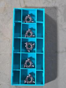 DESCRIPTION: (10) CARBIDE THREADING INSERTS BRAND/MODEL: INGERSOLL 16IRMAG60 RETAIL$: $222.50 QTY: 10