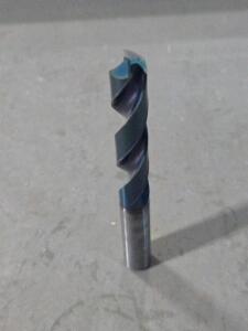 DESCRIPTION: (1) SOLID CARBIDE JOBBER LENGTH DRILLS BRAND/MODEL: OSG 3322990 SIZE: 9.9MM RETAIL$: $136.24 EA QTY: 1