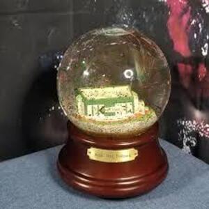 DESCRIPTION: (2) SNOWGLOBE INFORMATION: SINGS TAKE ME OUT TO THE BALLPARK QTY: 2