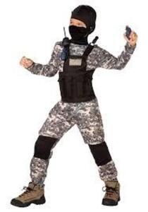 DESCRIPTION: (1) BOYS HALLOWEEN COSTUME BRAND/MODEL: NAVY SEAL SIZE: M RETAIL$: $22.97 EA QTY: 1