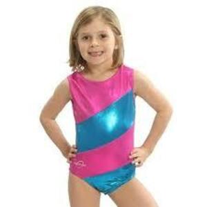 DESCRIPTION: (1) CASE OF APPROX (20) GYMNASTICS LEOTARDBRAND/MODEL: OBERSEE KIDSINFORMATION: PINKSIZE: VARIOUS SIZESRETAIL$: $53.99 PER OUTFITQTY: 1