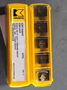 DESCRIPTION: (20) CARBIDE TURNING INSERTS BRAND/MODEL: KENNAMETAL SCMT431FP RETAIL$: $702.30 QTY: 20