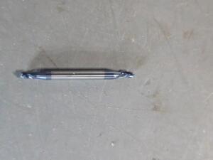 DESCRIPTION: (8) OSG SOLID CARBIDE DOUBLE END MILL BRAND/MODEL: OSG/423-093811 SIZE: 3/32" RETAIL$: $180.00 QTY: 8