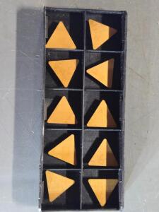 DESCRIPTION: (20) CARBIDE TURNING INSERTS BRAND/MODEL: VC TPG322 RETAIL$: $142.60 QTY: 20