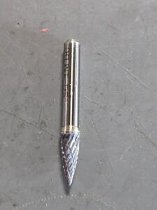 DESCRIPTION: (4) CARBIDE FLAME BUR BRAND/MODEL: WESTWARD 19D883 SIZE: 16mM RETAIL$: $215.03 QTY: 4