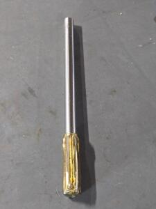 DESCRIPTION: (2) CARBIDE TIPPED CHUCKING REAMER BRAND/MODEL: MADE IN USA 76559350 SIZE: 0.5760" DIA RETAIL$: $387.00 QTY: 2