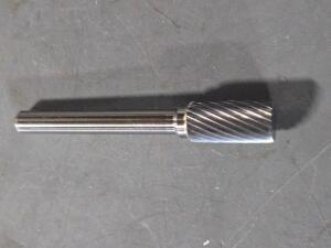 DESCRIPTION: (3) CARBIDE CYLINDER BUR BRAND/MODEL: WESTWARD 19D638 SIZE: 9.5MM RETAIL$: $162.30 QTY: 3