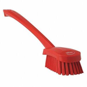 DESCRIPTION: (3) POLYESTER LONG HANDLE SCRUB BRUSH BRAND/MODEL: VIKAN #38Y665 INFORMATION: RED RETAIL$: $17.46 EA SIZE: 15-3/4 QTY: 3