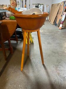 LARGE WOODEN SALAD BOWL W/ STAND AND UTENSILS