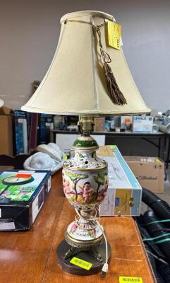 VINTAGE CAPODIMONTE HOLLYWOOD REGENCY ART DECO TABLE LAMP