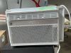 WINDOW UNIT AIR CONDITIONER