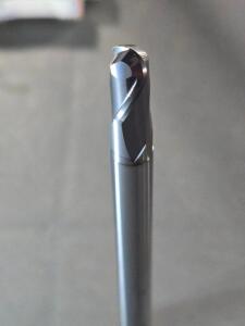 DESCRIPTION: (5) CARBIDE BALL END MILL BRAND/MODEL: OSG 14229462 SIZE: 4mm DIA RETAIL$: $342.50 QTY: 5