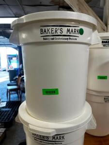 DESCRIPTION (2) BAKERS MARK 20 GALLON INGREDIENTS BINS W/ LIDS. BRAND / MODEL: BAKERS MARK THIS LOT IS: SOLD BY THE PIECE LOCATION BAY 6 QTY 2