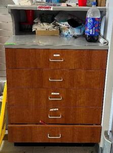 5 DRAWER STORAGE CABINET WITH CONTENTS