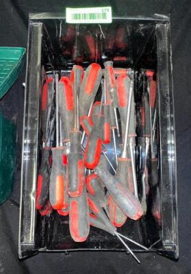 BIN OF ASSORTED GEARWRENCH SCREWDRIVERS