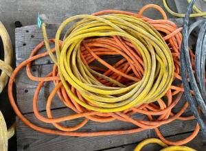 (2) EXTENSION CORDS